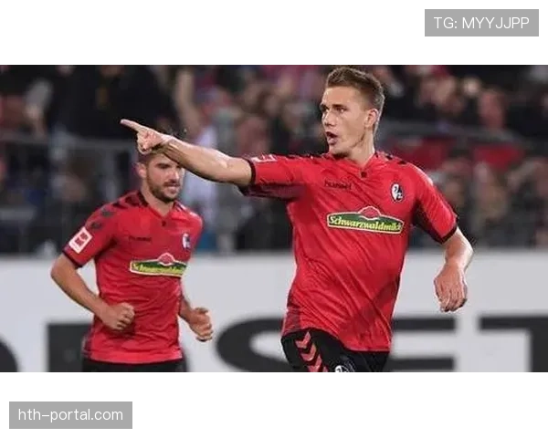 更衣室揭秘:严谨的拜仁与充满活力的弗赖堡,不同的赛前准备仪式 更衣室揭秘:严谨的拜仁与充满活力的弗赖堡,不同的赛前准备仪式